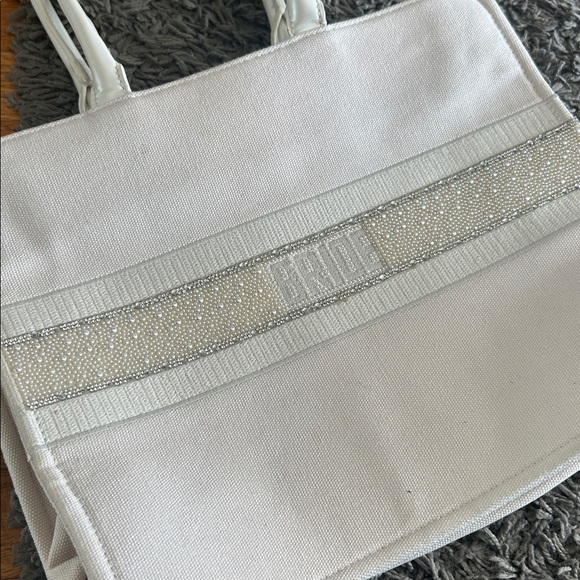 Betsey Johnson BRIDE Fabric Tote Bag White - Picture 3 of 13